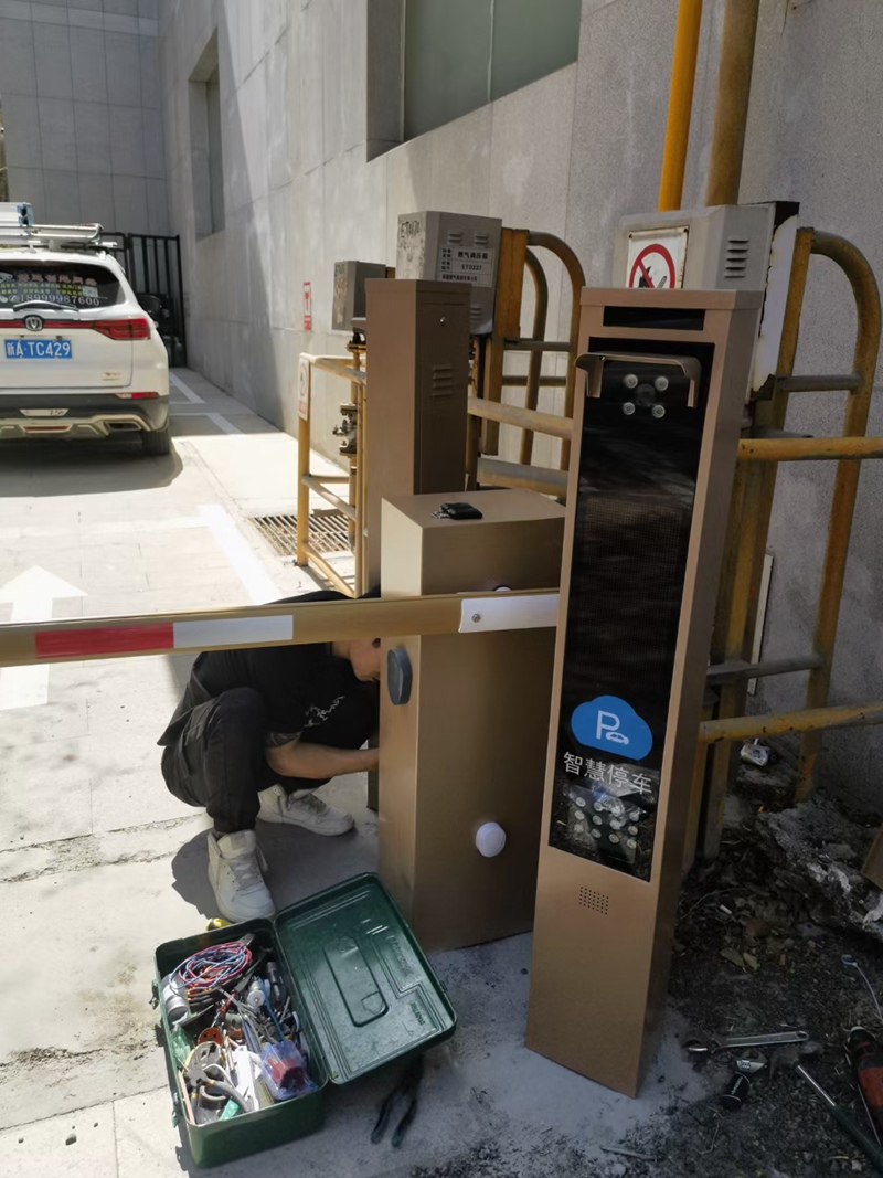 道閘車輛識別安裝